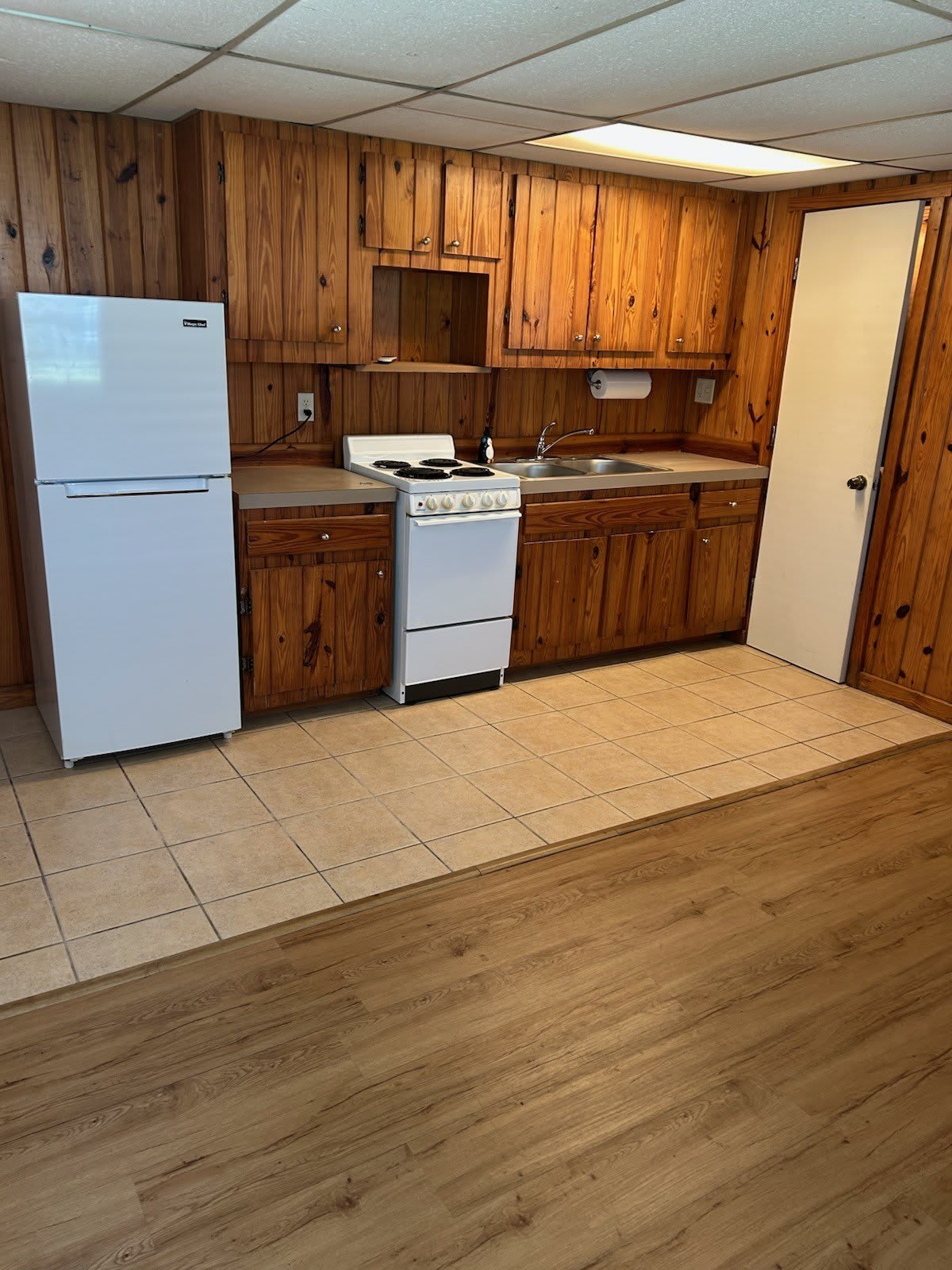 916 Lake Josephine Drive – photo 3