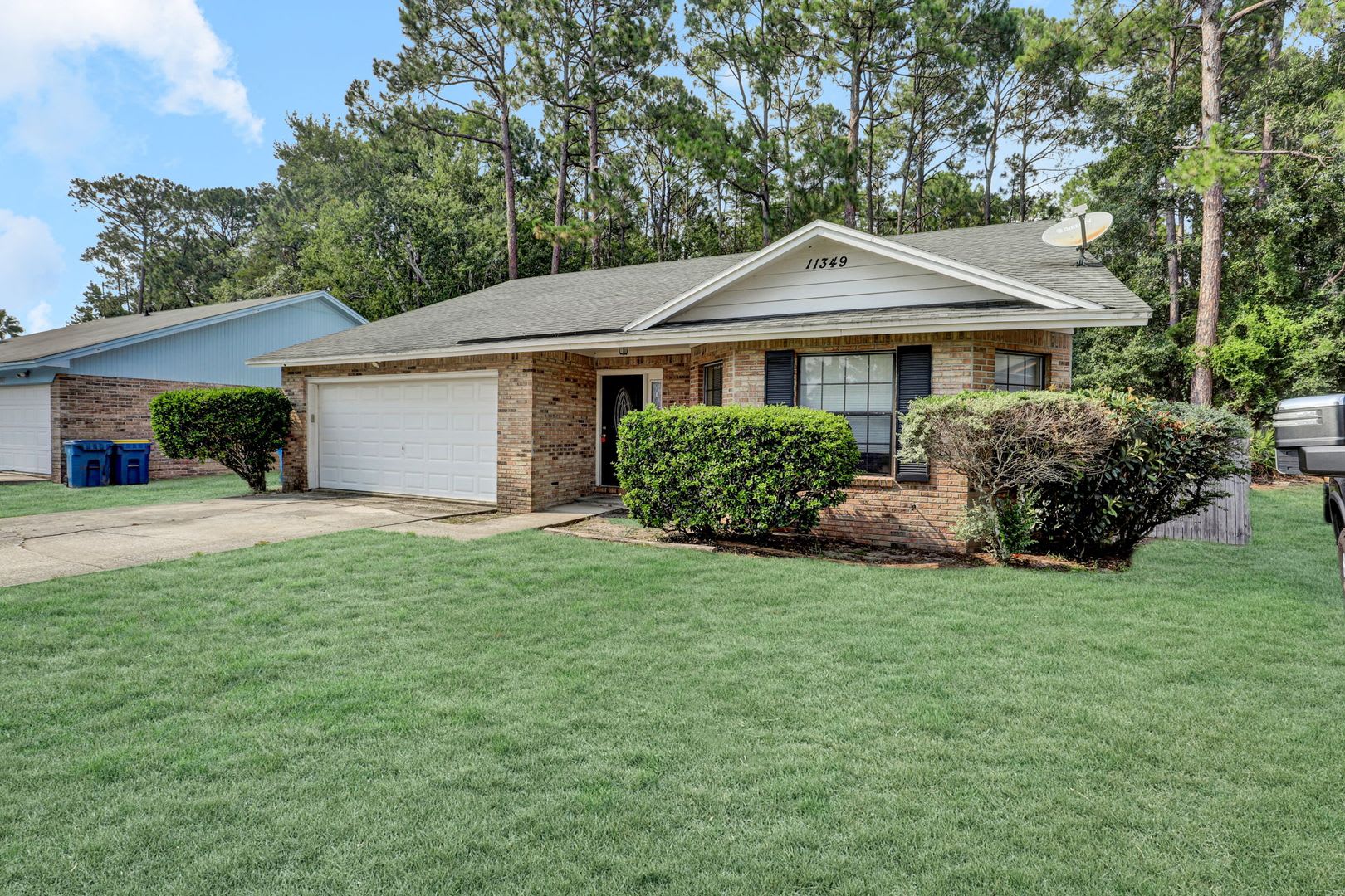 3 Bedroom 2 Bathroom Home On The Northside – photo 3
