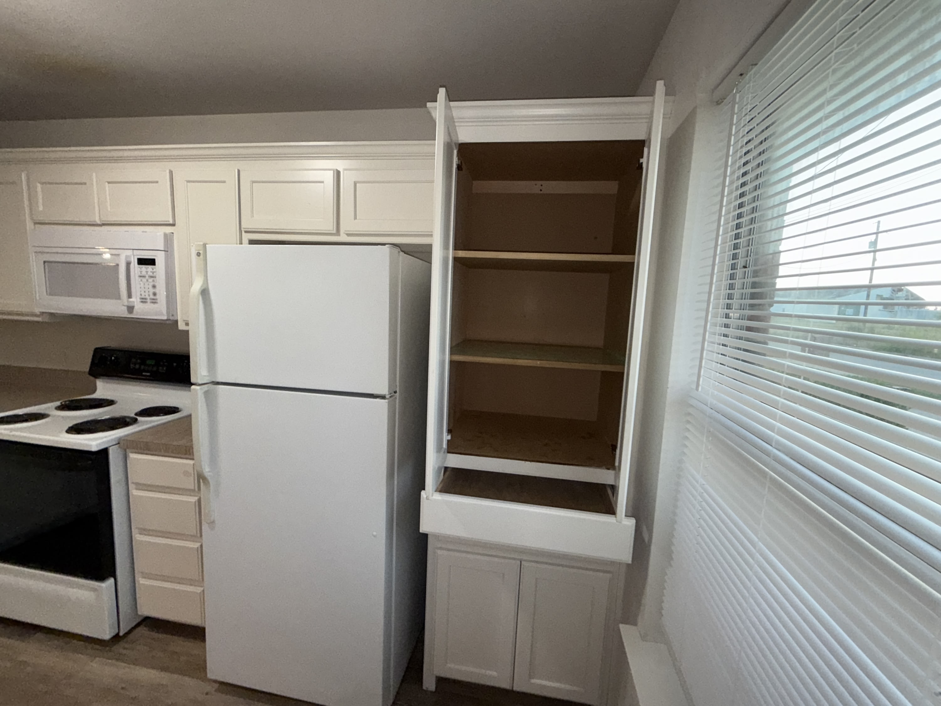 107 S. 1st St. – photo 3