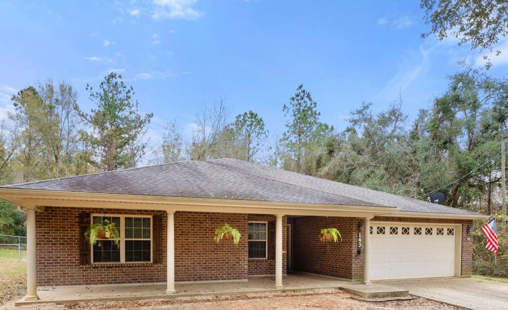 143 Hazel Lane – photo 1