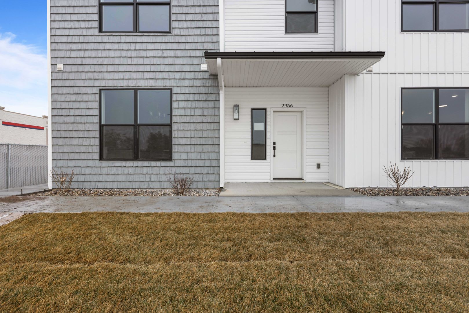 Awesome end unit 3 Bed 2.5 Bath townhome in Ammon, Idaho – photo 1
