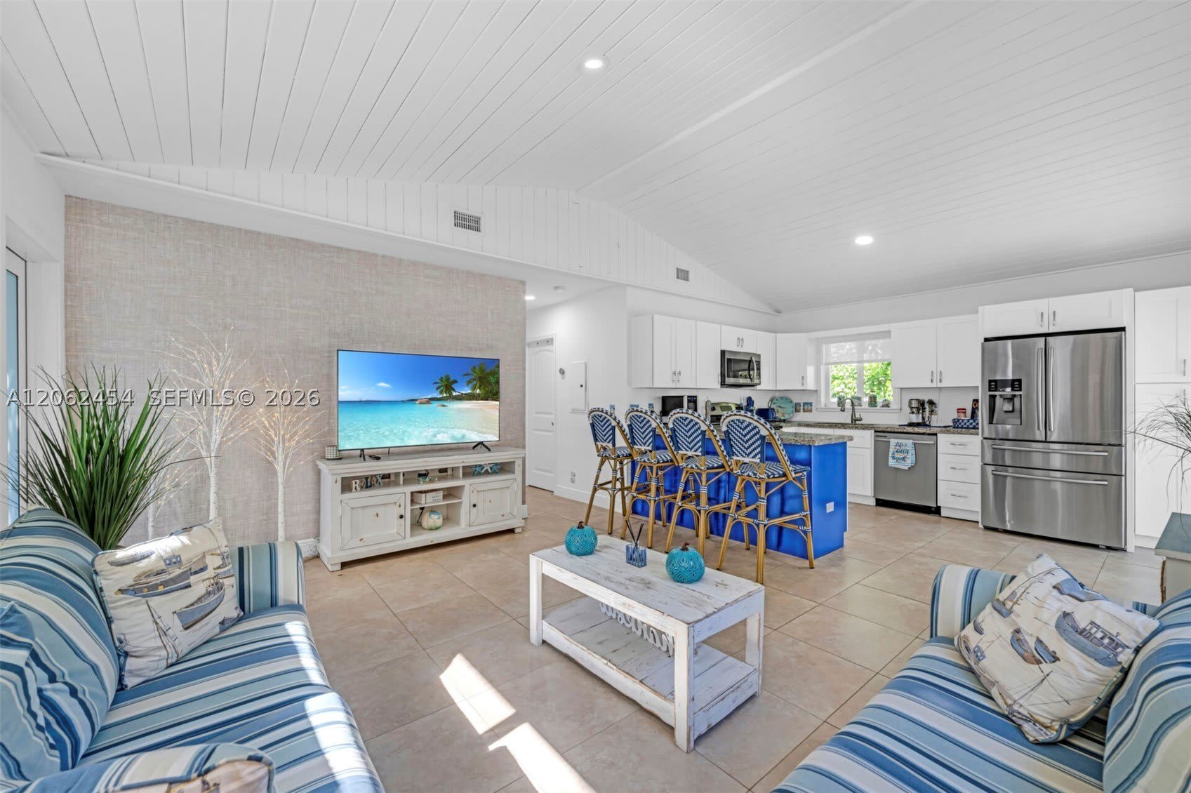 23 Susan St – photo 1