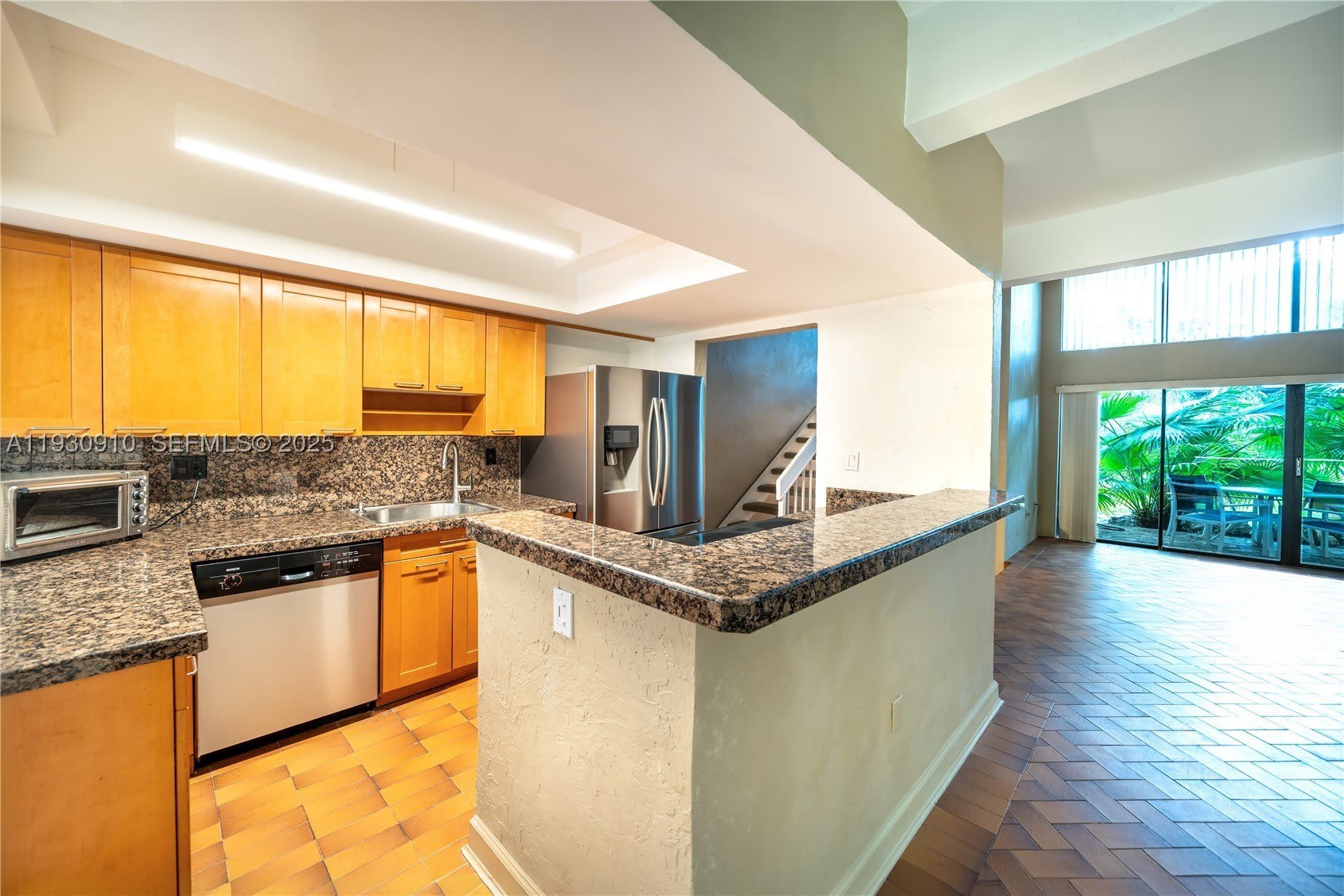 19212 NE 25th Ave – photo 5