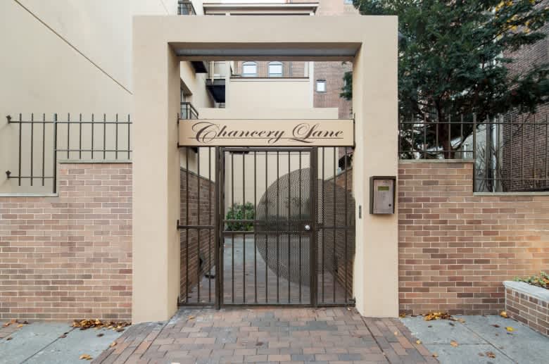 Chancery Lane – photo 1