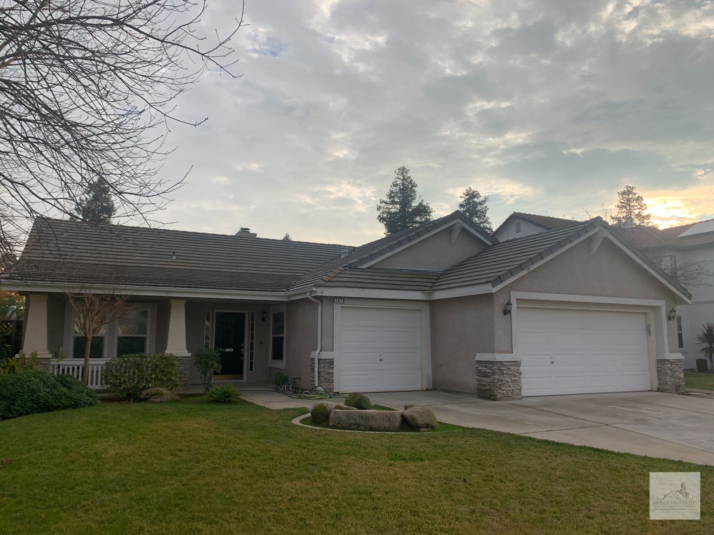 Spacious Home in Clovis North Area! – photo 1