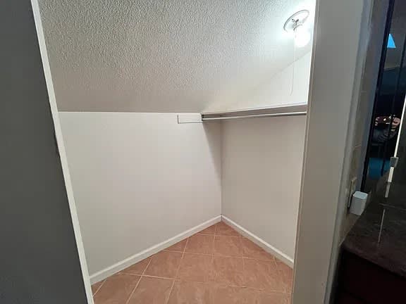 726 Oak Grove Ave Apt 3 – photo 1