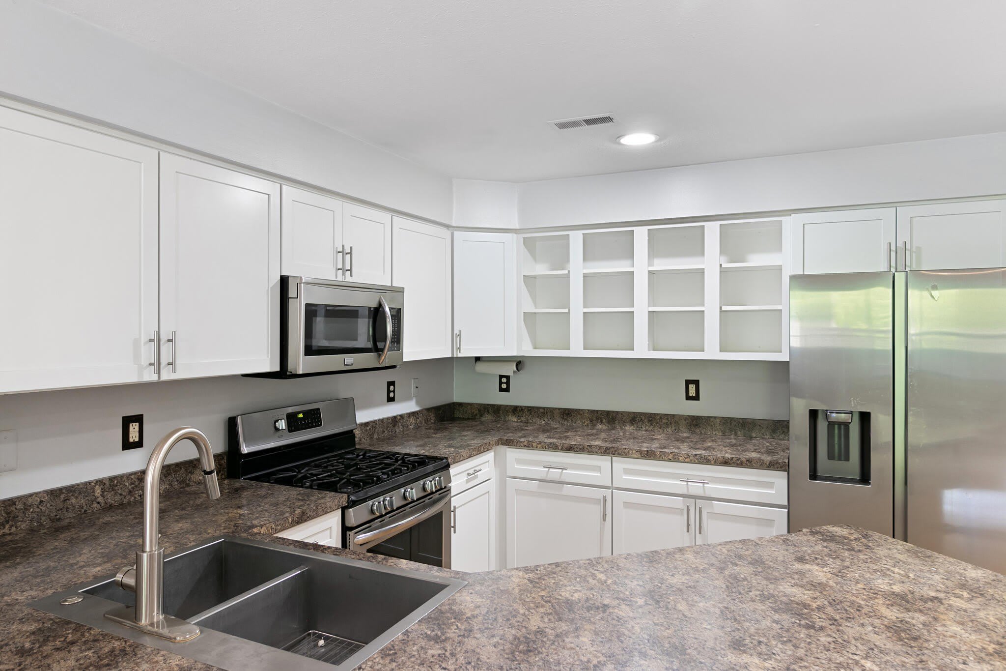 1407 Millbrook Trail – photo 4