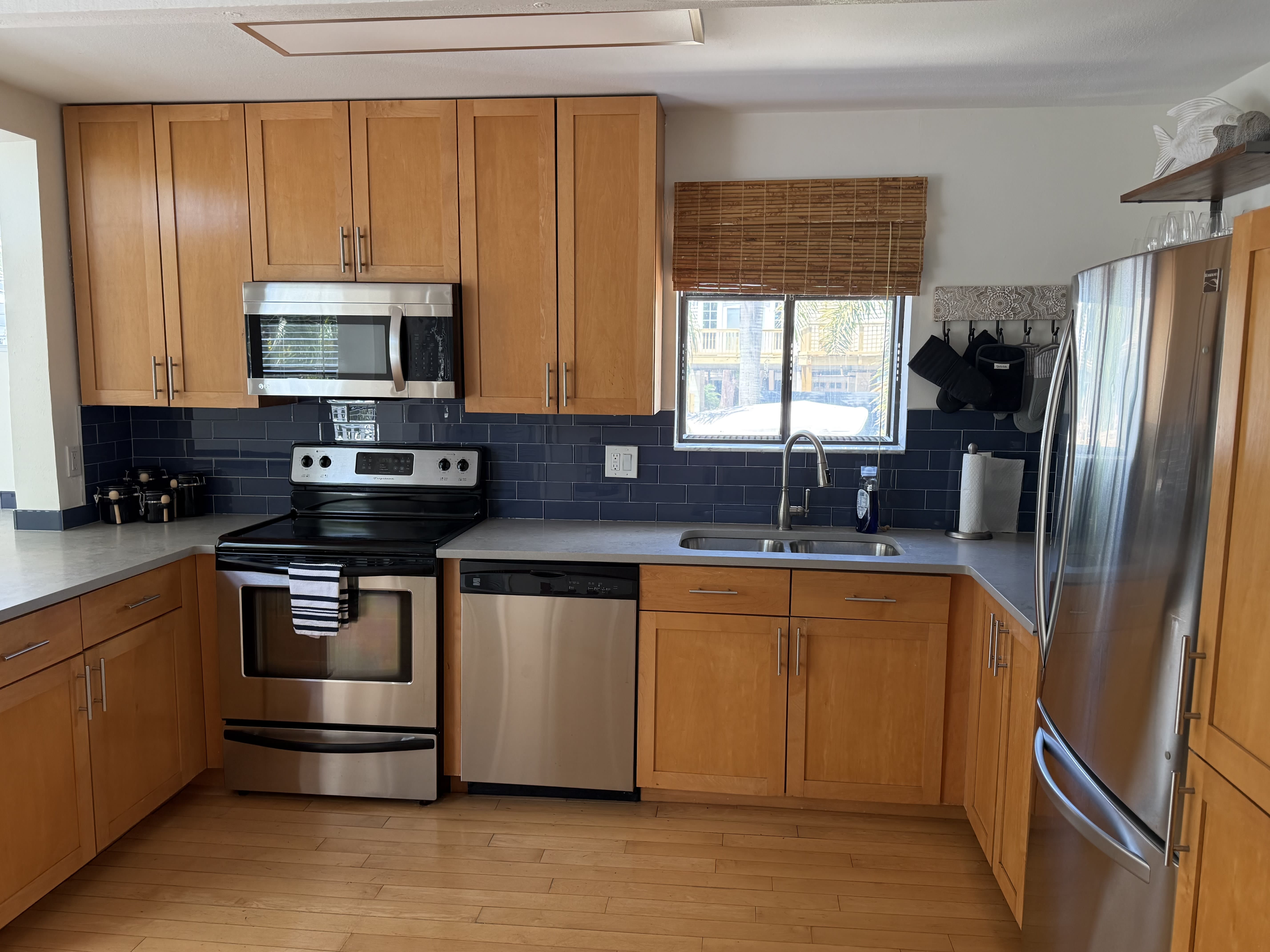 51 84th Avenue – photo 3