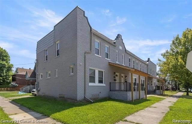 4509 High St – photo 1