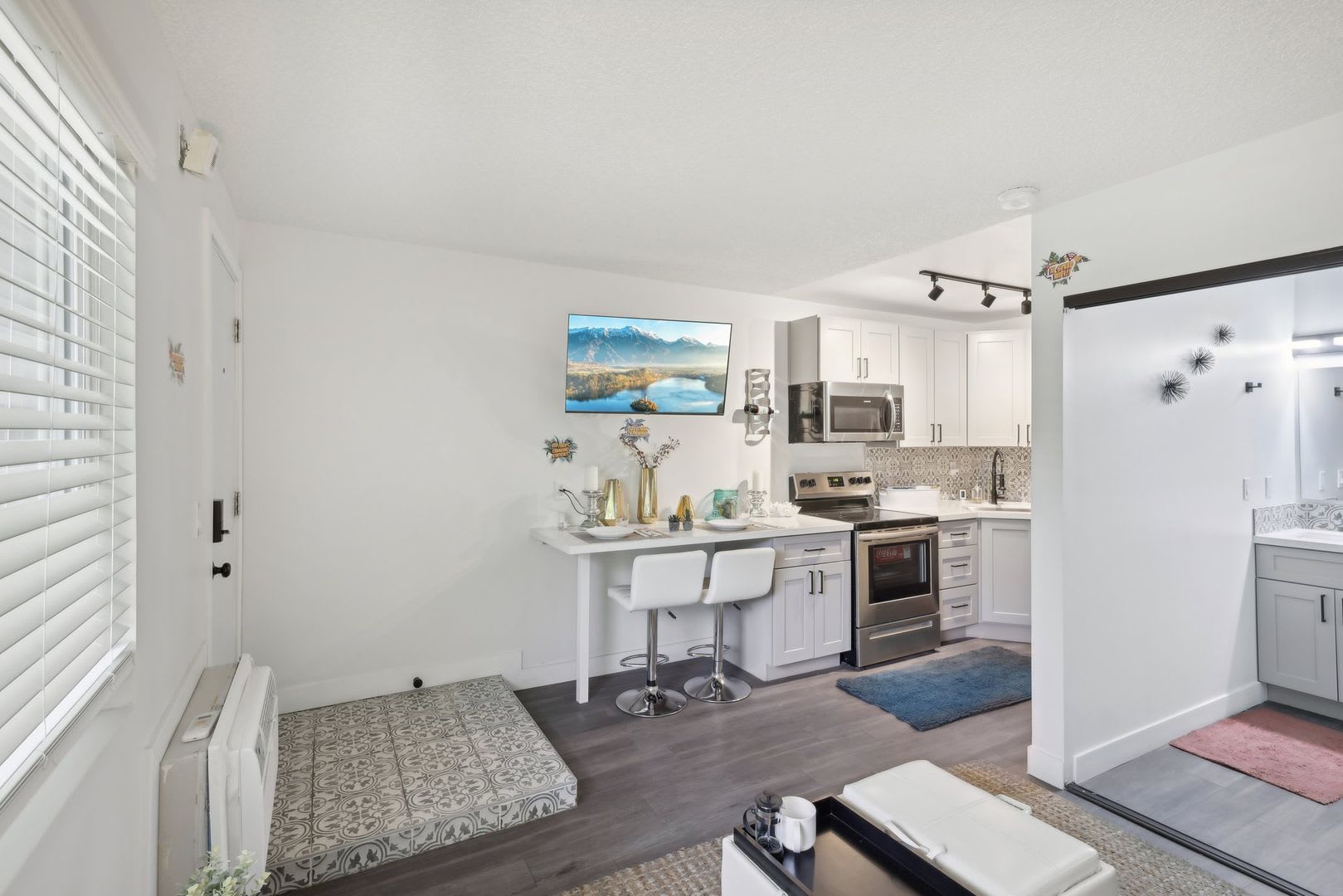 8644 Trafalgar Drive – photo 5