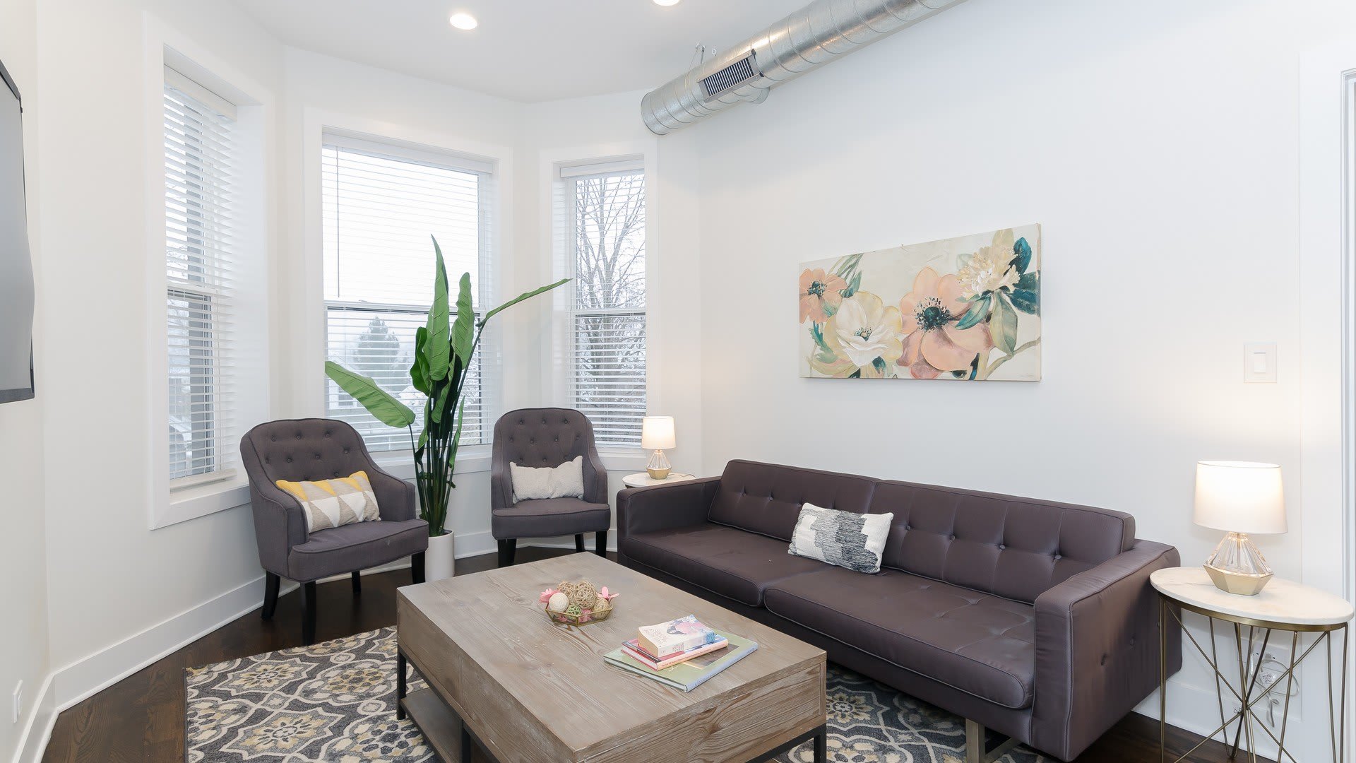 1458 W Pensacola Avenue – photo 2