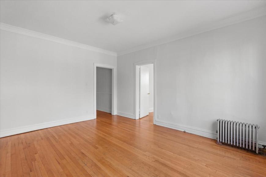 2453 N Clark – photo 4