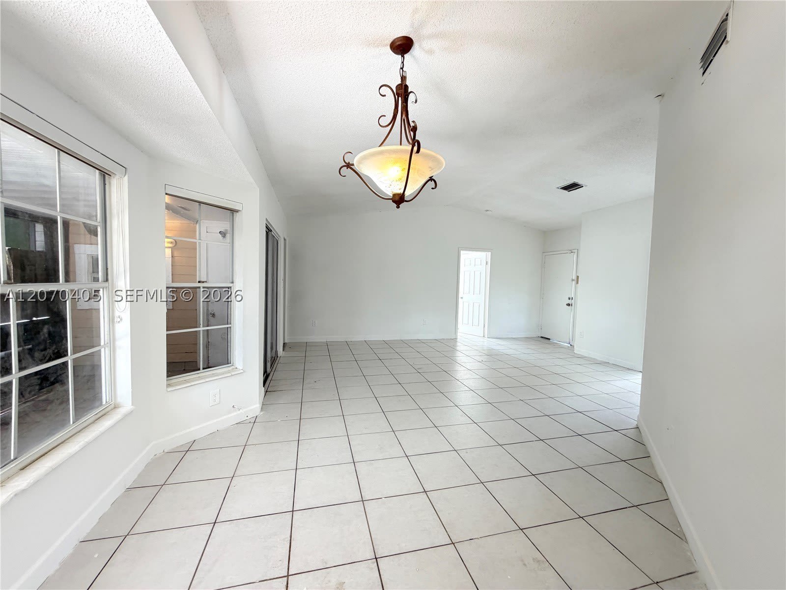9850 W Heather Ln – photo 3