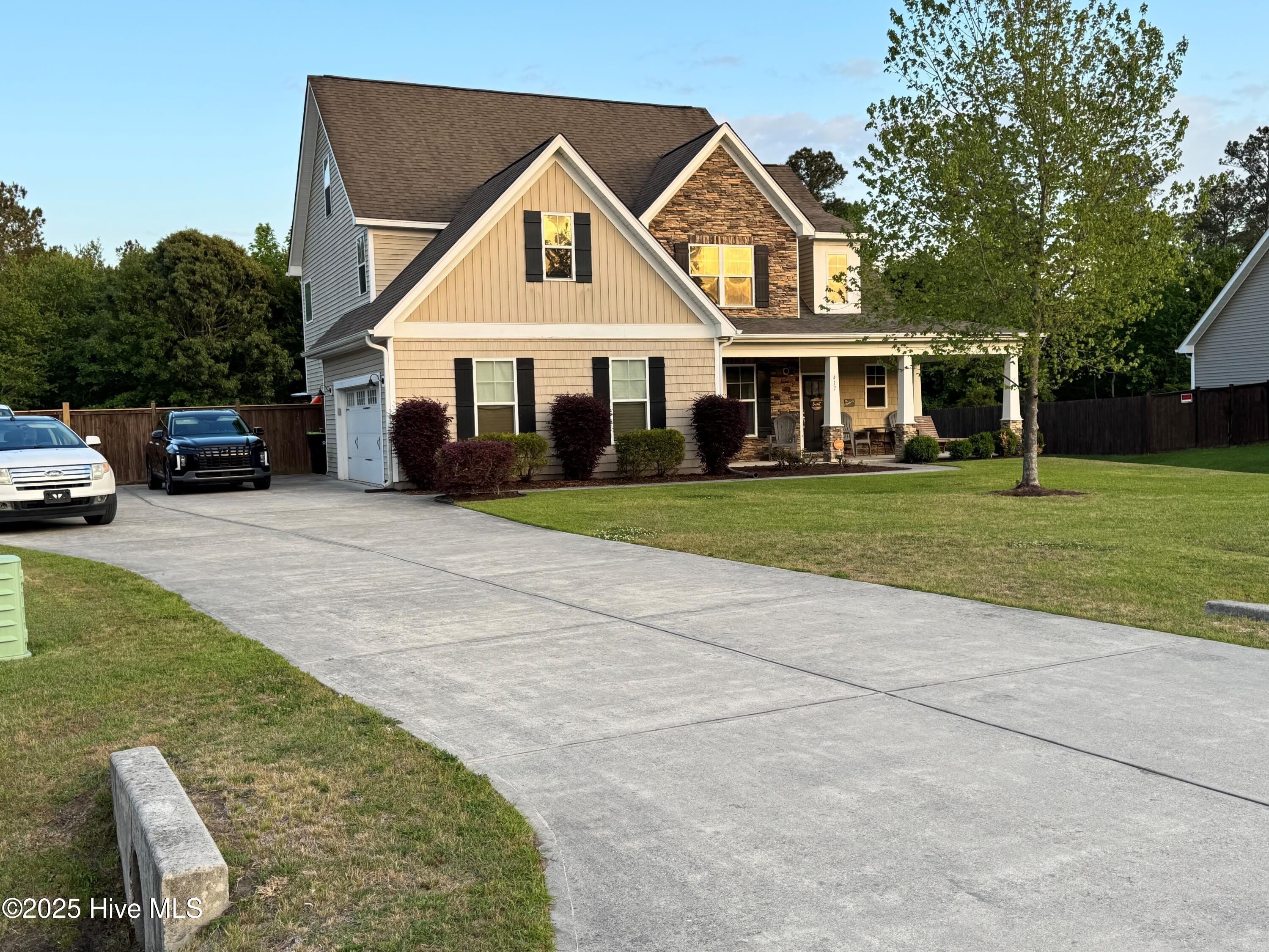 417 Wolfe Lane – photo 2