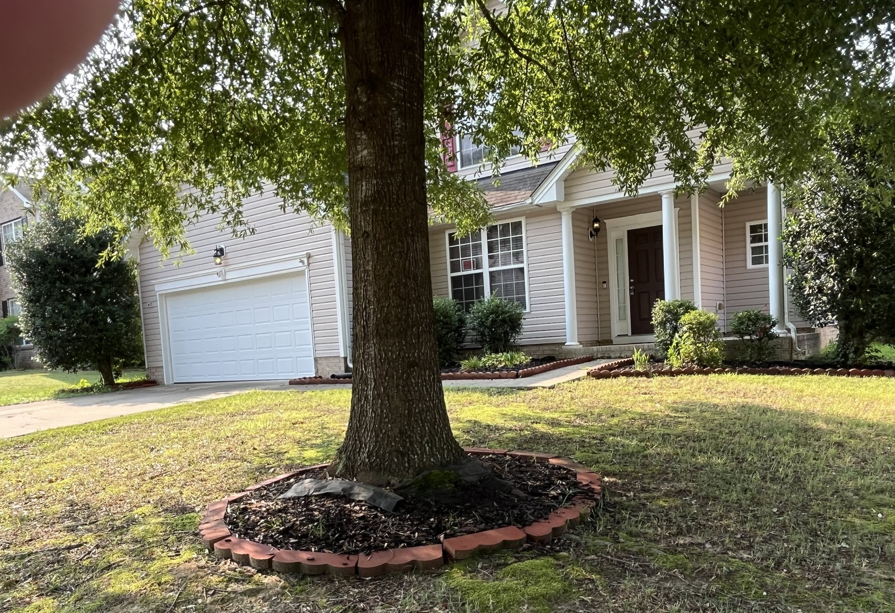 410 Queensbury Lane – photo 2