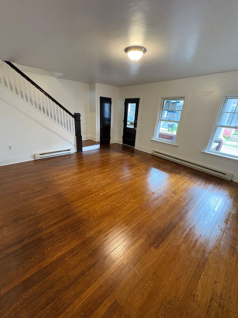 3 Bedroom Home In Harrisburg – photo 5