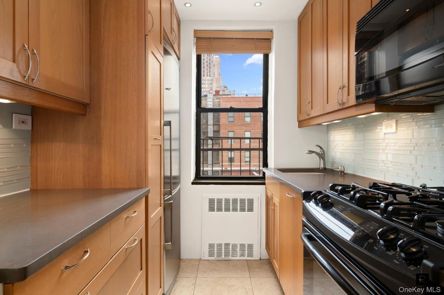50 E 8th Street – photo 3