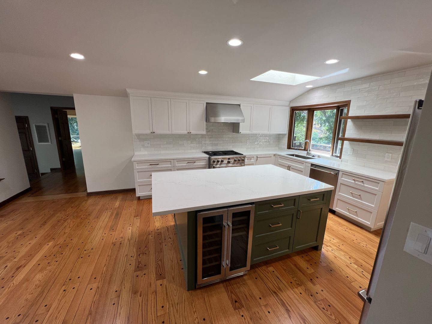 4 bedroom 2 bath beautifully updated in Diablo – photo 5