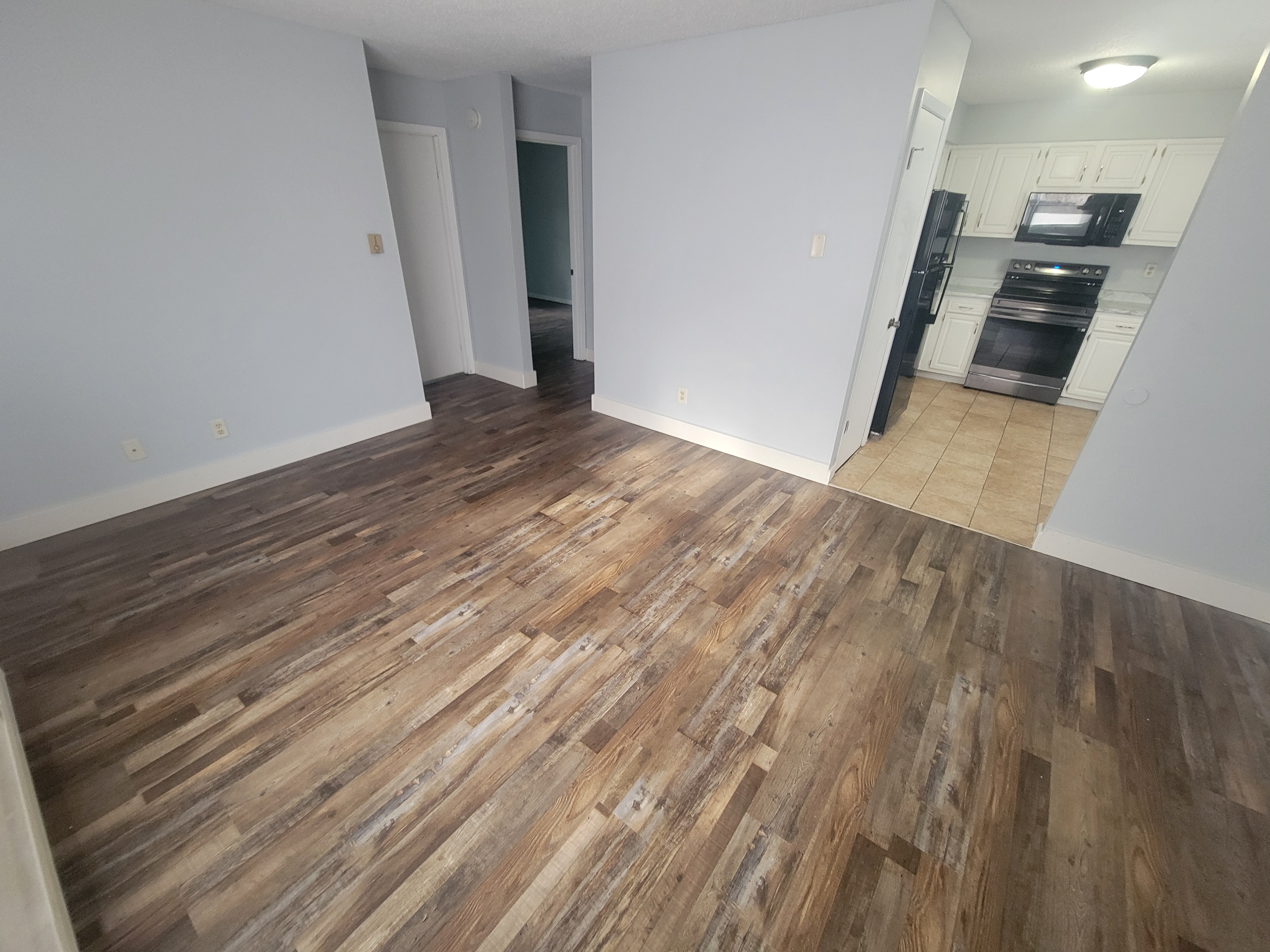 309 9th St N – photo 4