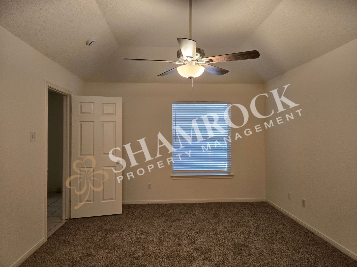 3/2 Duplex near Hewitt Park – photo 5