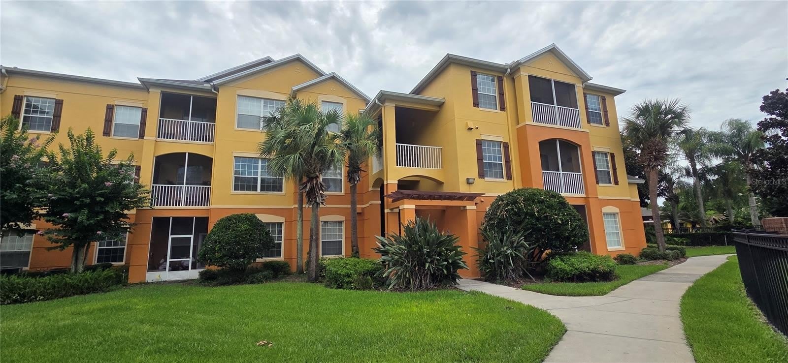 6240 CONTESSA Drive – photo 1