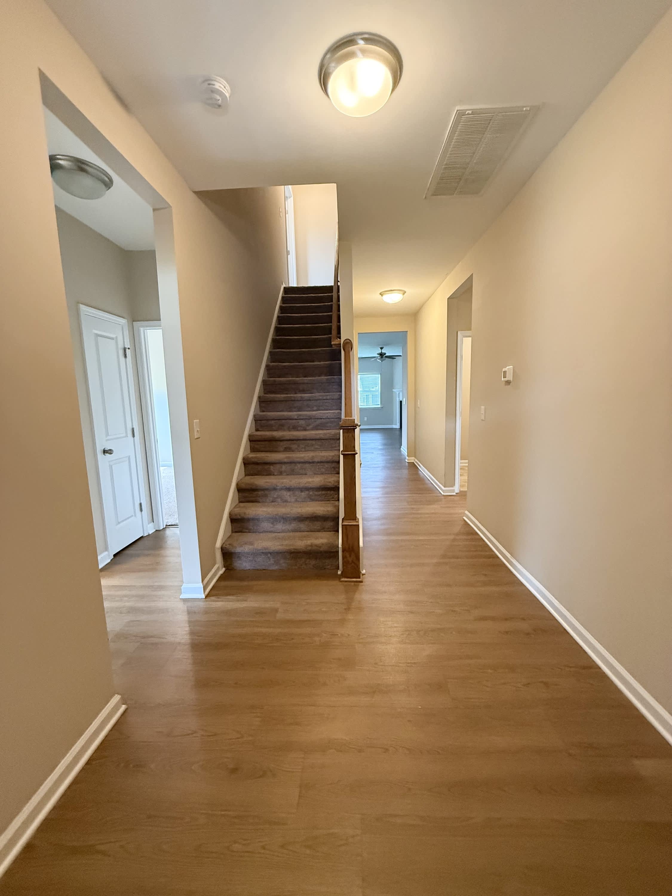 222 Skyway Drive – photo 3