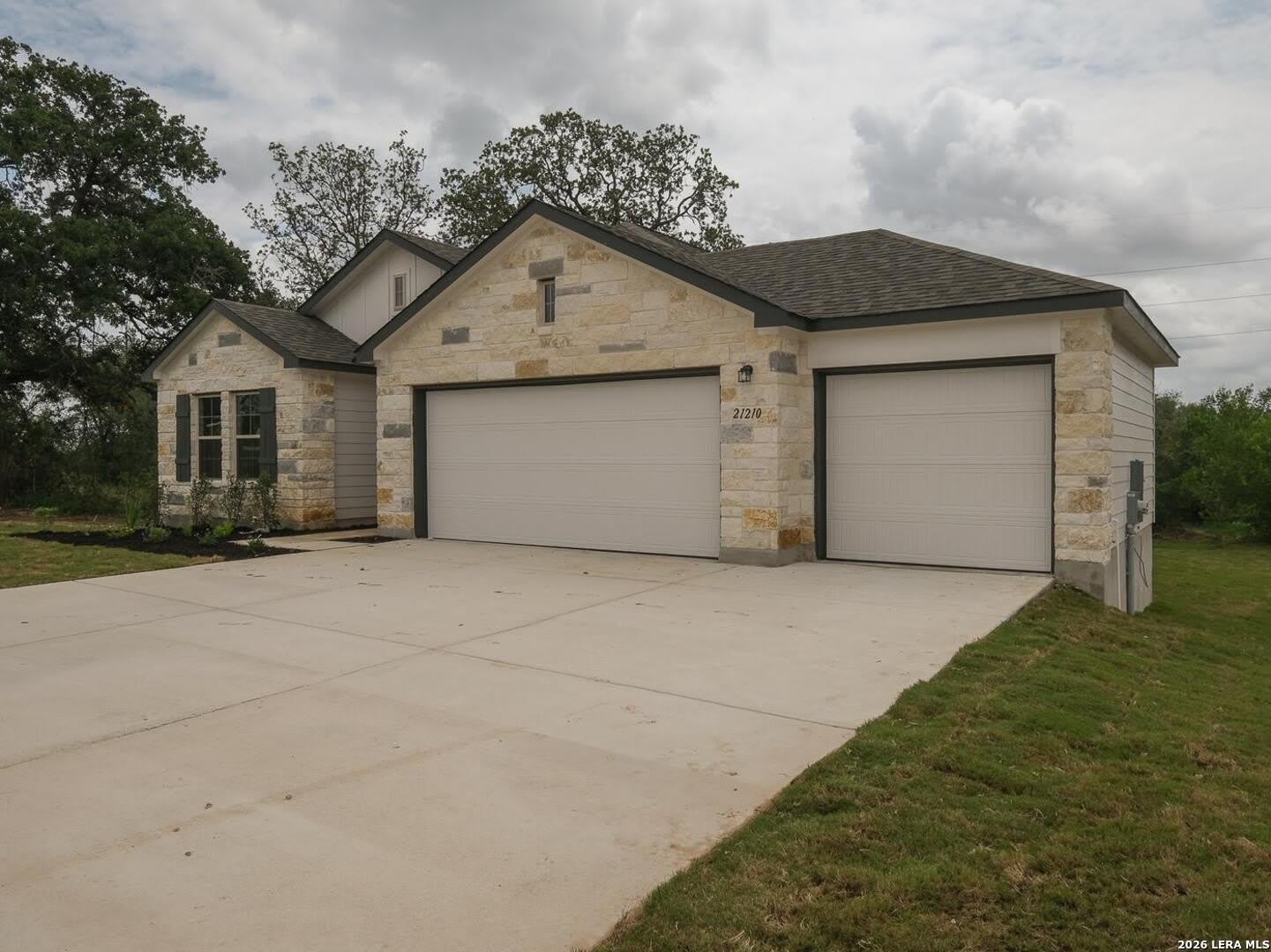 21210 Jordans Ranch Way – photo 2