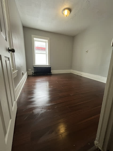 1560 East Main Street – photo 2