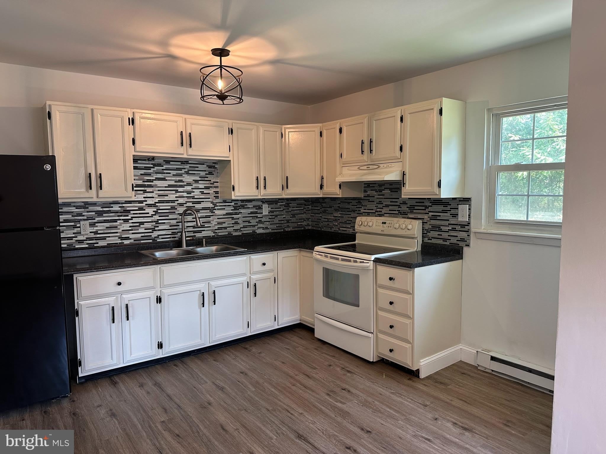 914 W SUMMER Road – photo 5