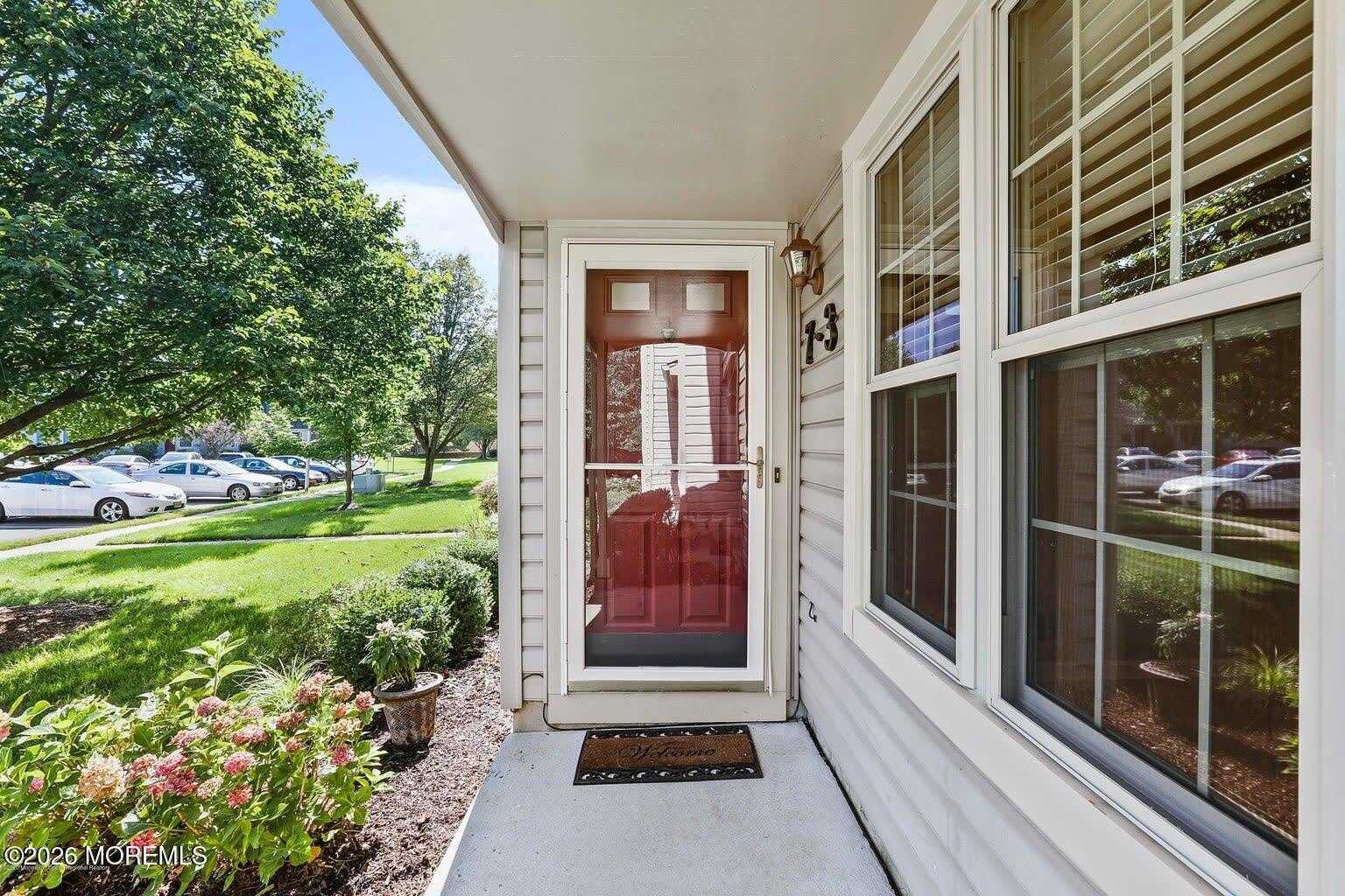 7 Stuart Drive – photo 3