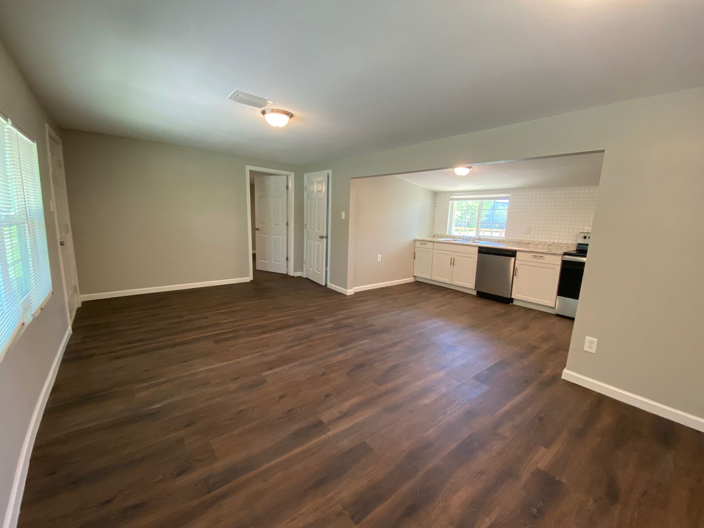 Upcoming: 3 Bedroom Cottage – photo 2