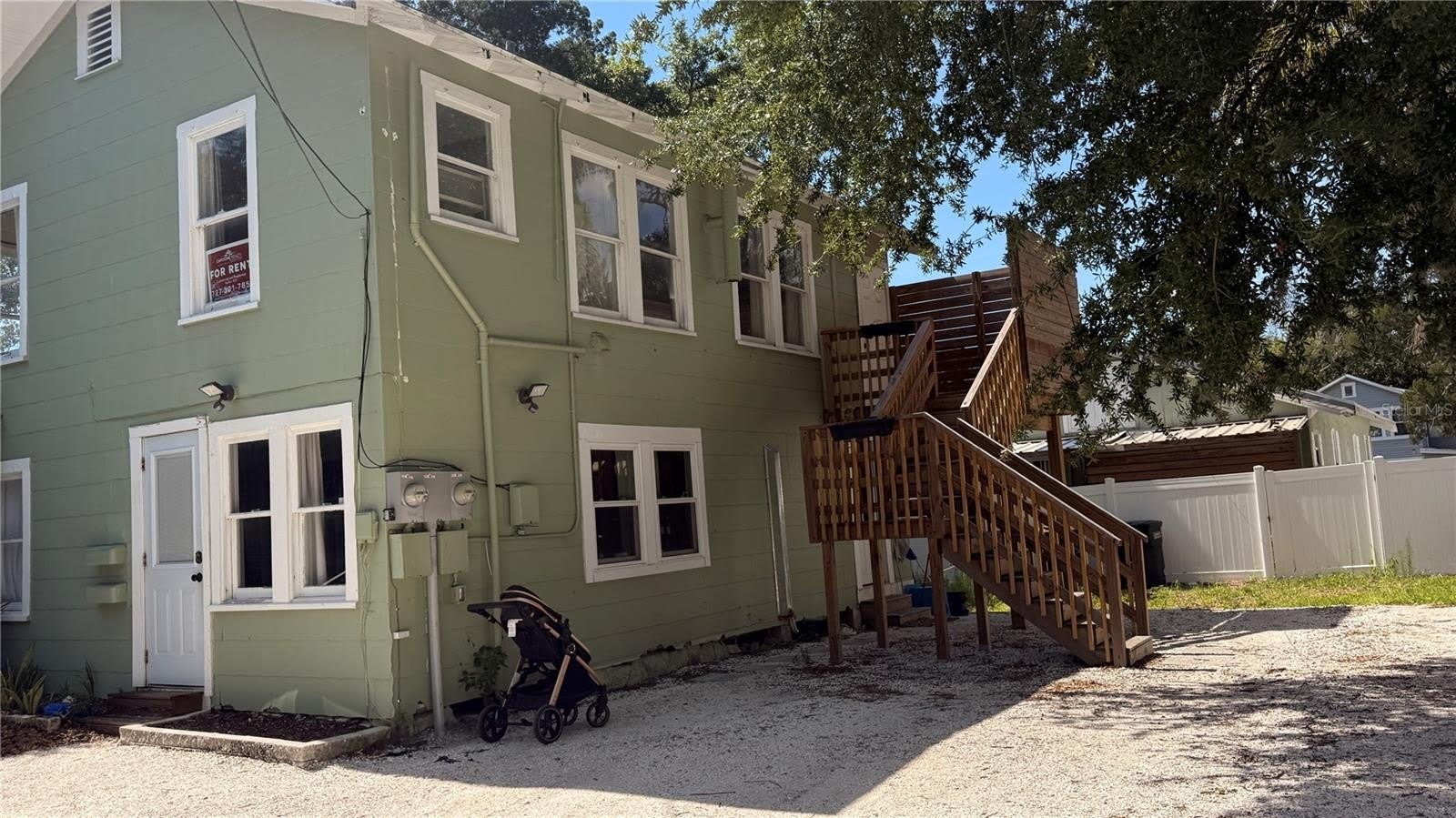 905 JONES Street – photo 1
