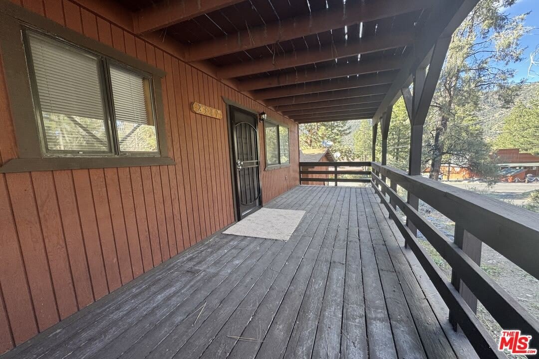 2317 Maplewood Way – photo 3