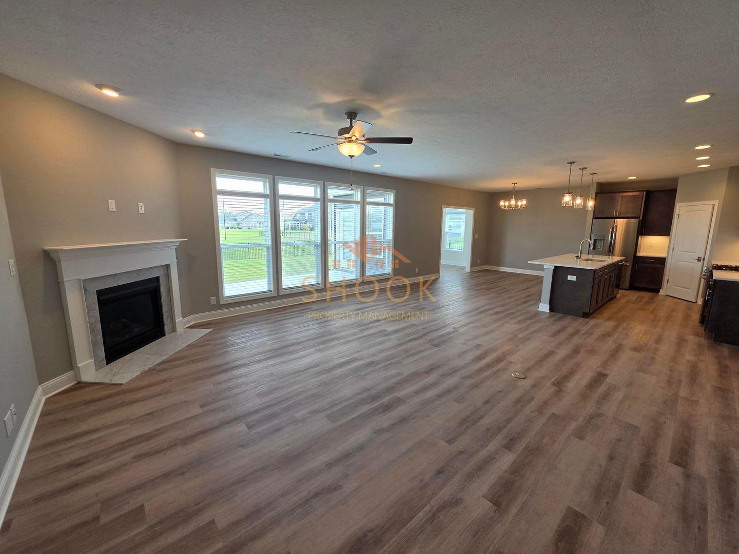 IMMACULATE BRAND NEW HOME – photo 4