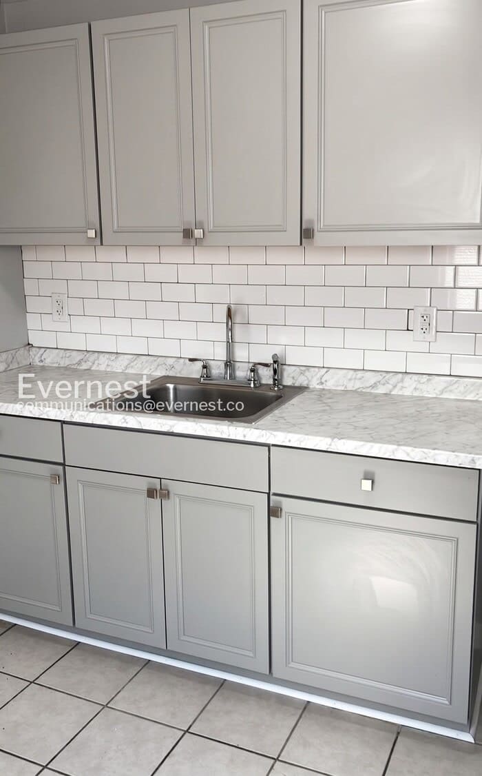 1903 Hobson Lane – photo 3