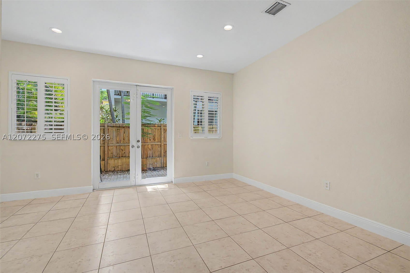 2945 Coconut Ave – photo 5