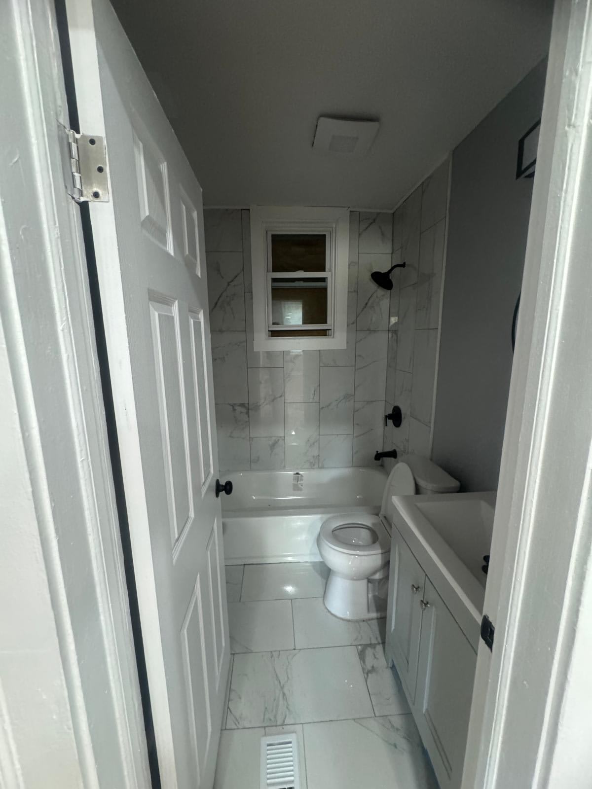 596 Ferry Street – photo 3
