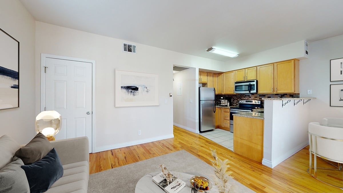 1485 Clayton – photo 3