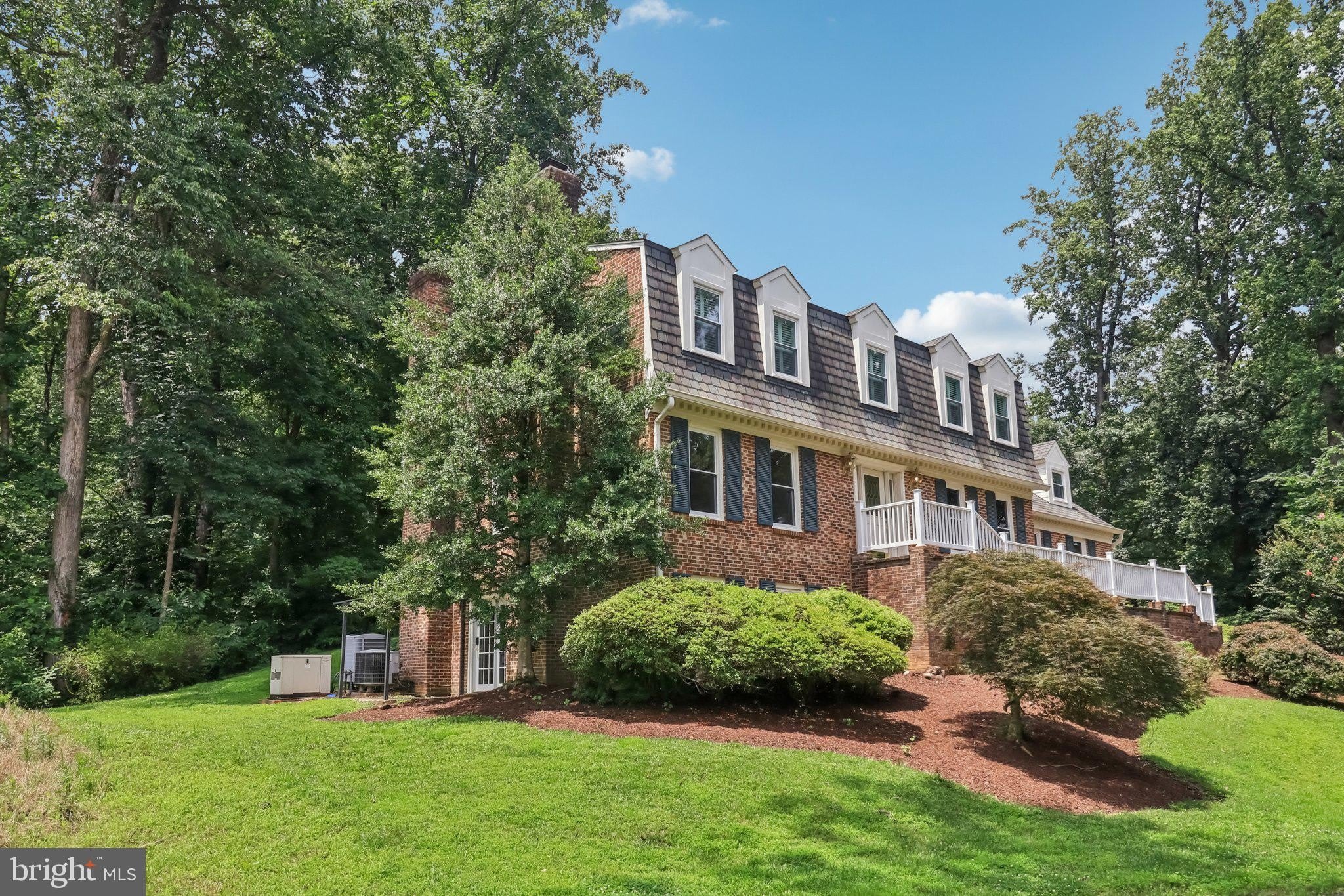 7518 OLD DOMINION Drive – photo 2