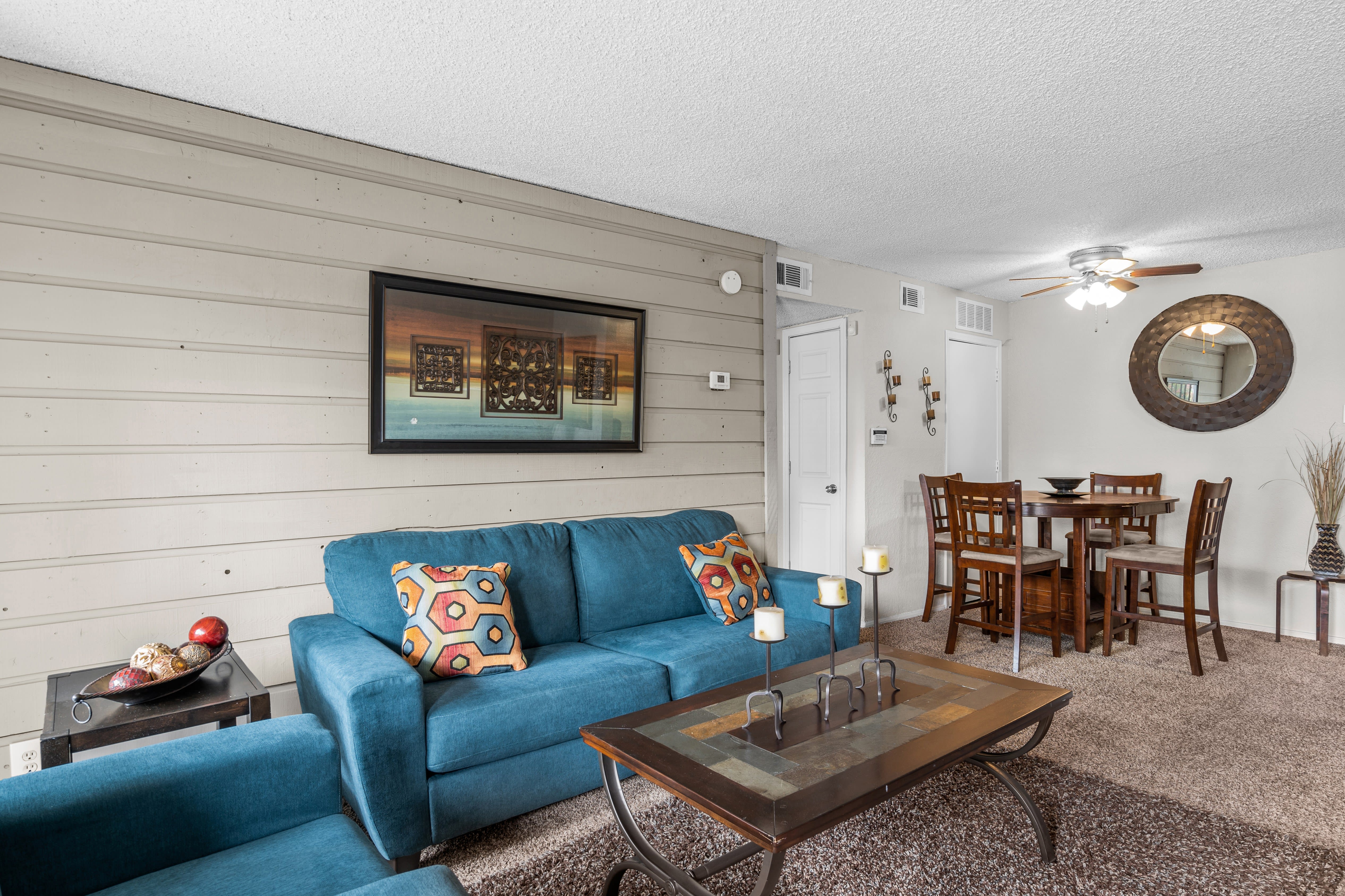 Silver Creek Apartments – photo 1