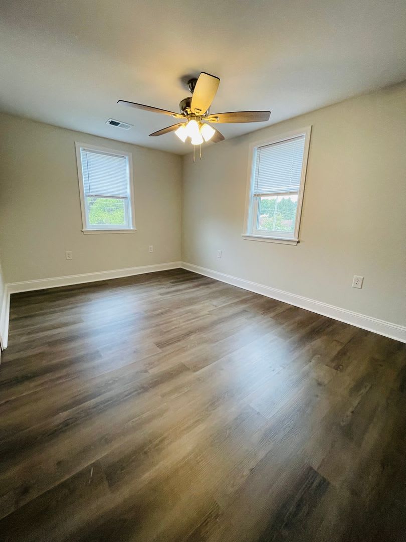 Newly renovated apartment in Broadway – photo 3