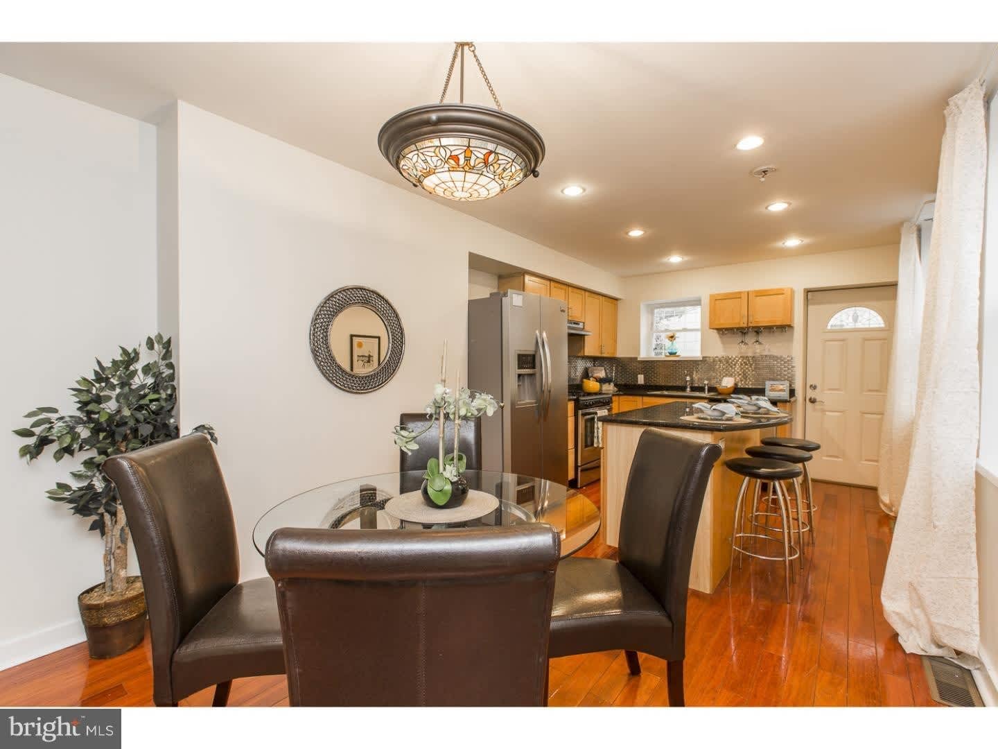 Amazing 3bd/2.5 Fairmount Home – photo 3