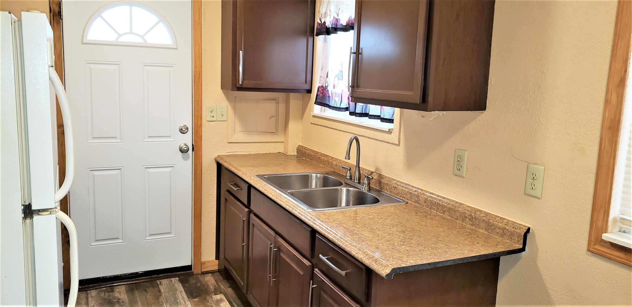 640 Calder Street – photo 3
