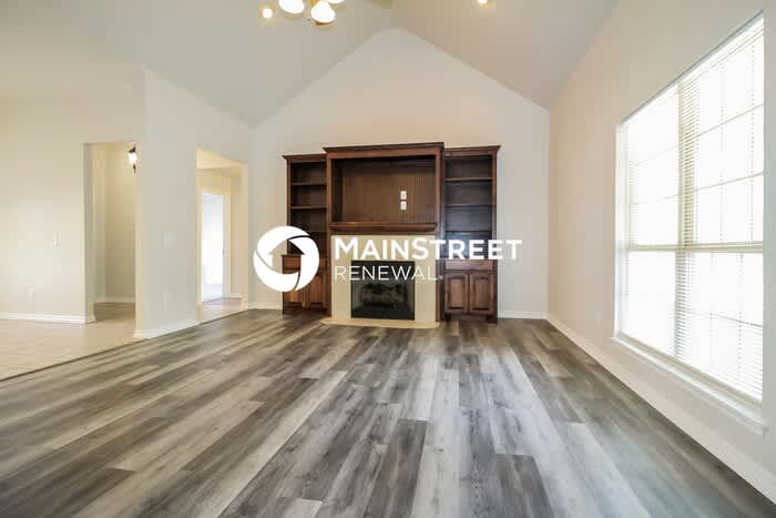 2660 Clarke Street – photo 3