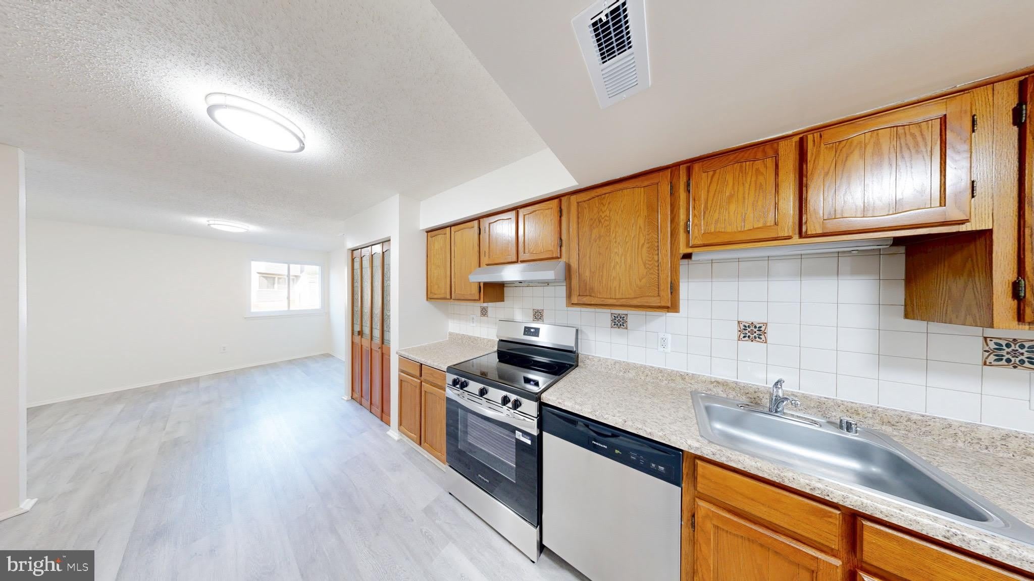 7197-D CIMARRON Court – photo 2