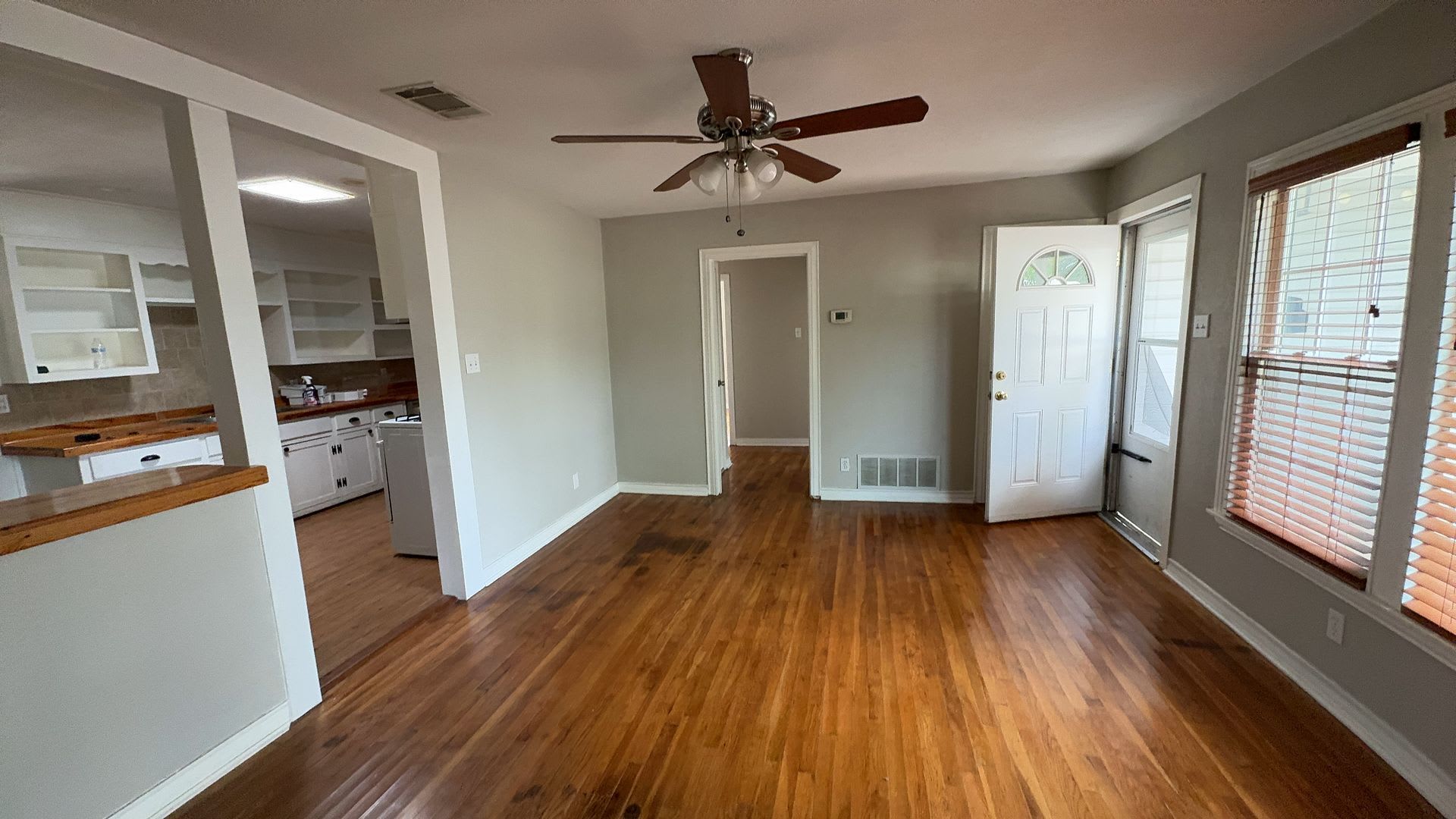 3 bedroom house! – photo 4