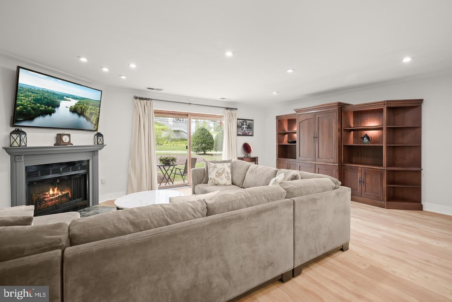 4 Dudley Ct – photo 4