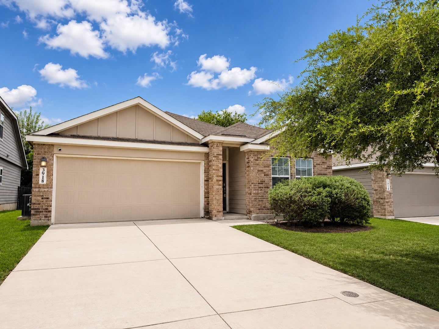 Lovely 3 Bedroom 2 Bath Single Story Home In Parc At Escondido With Easy Access To Randolph Afb Ft Sam Shopping – photo 3