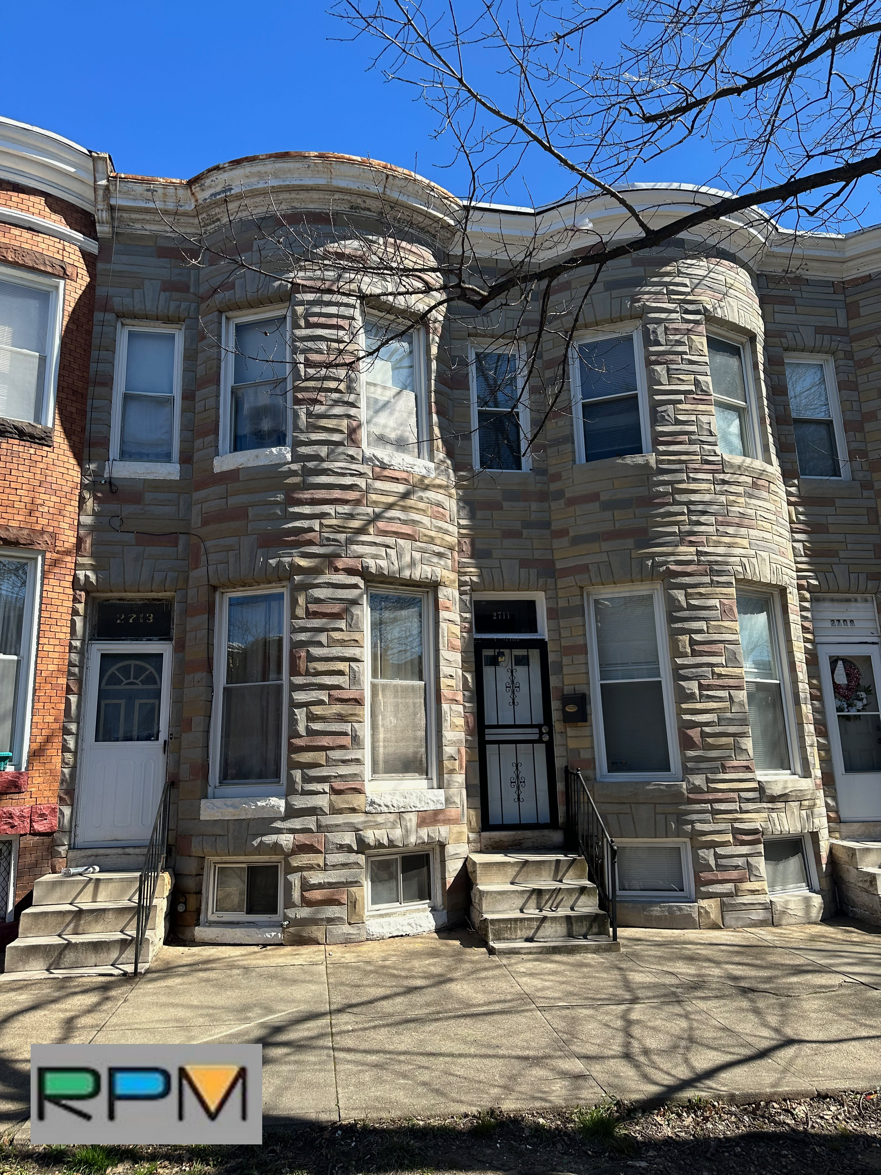 2711 Parkwood Ave – photo 1