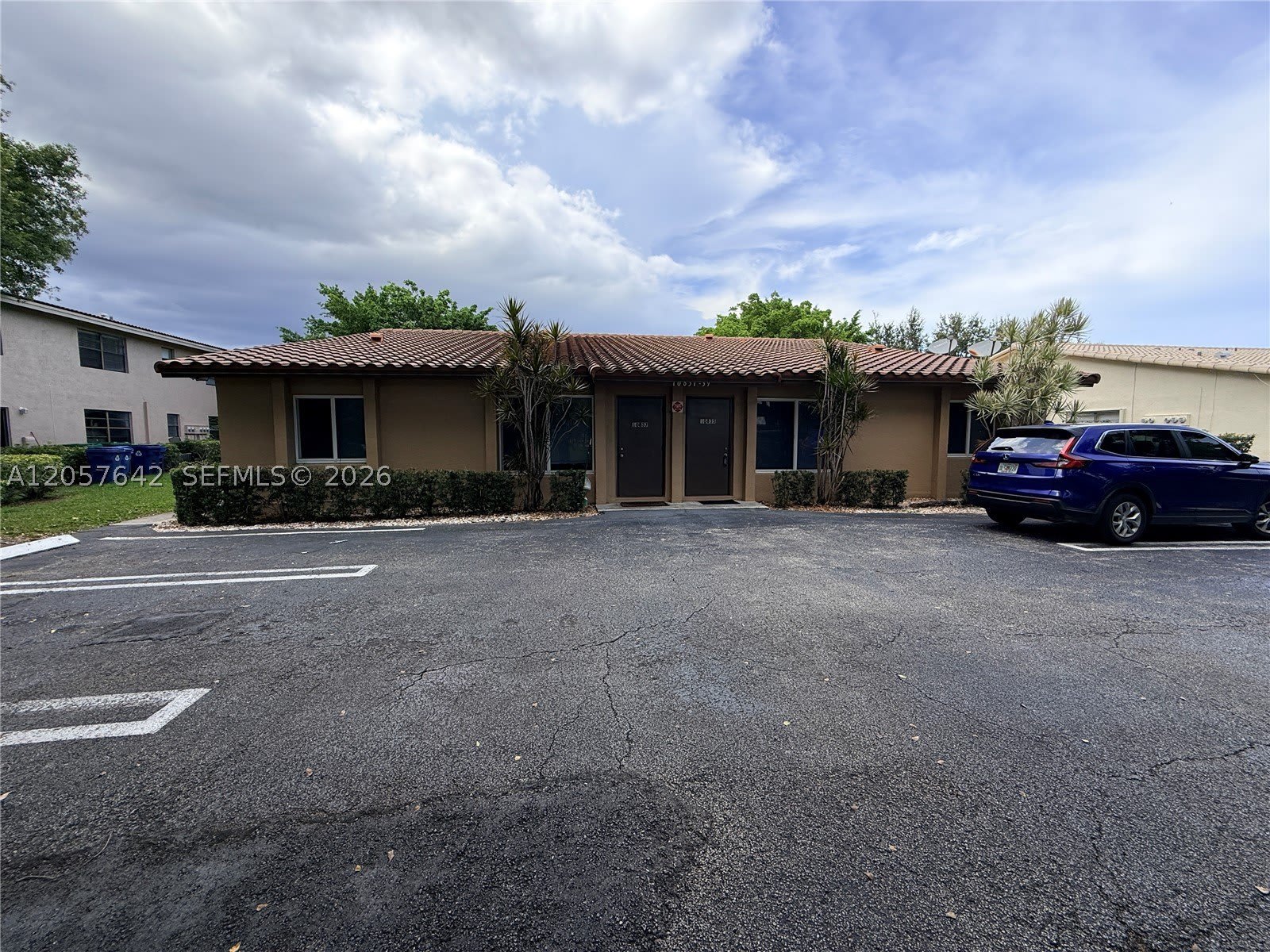 10835 NW 45th St – photo 3